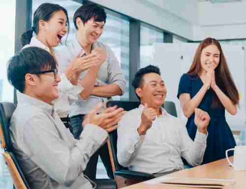 在巨星国际学习、、、、成长茁壮